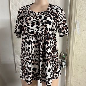 NWT - Yes Fashion size XXL Animal Print women’s top